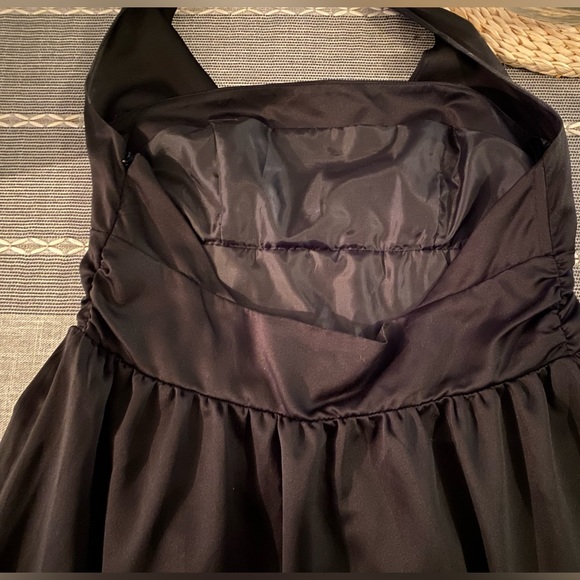 Black satin halter dress - Picture 11 of 16
